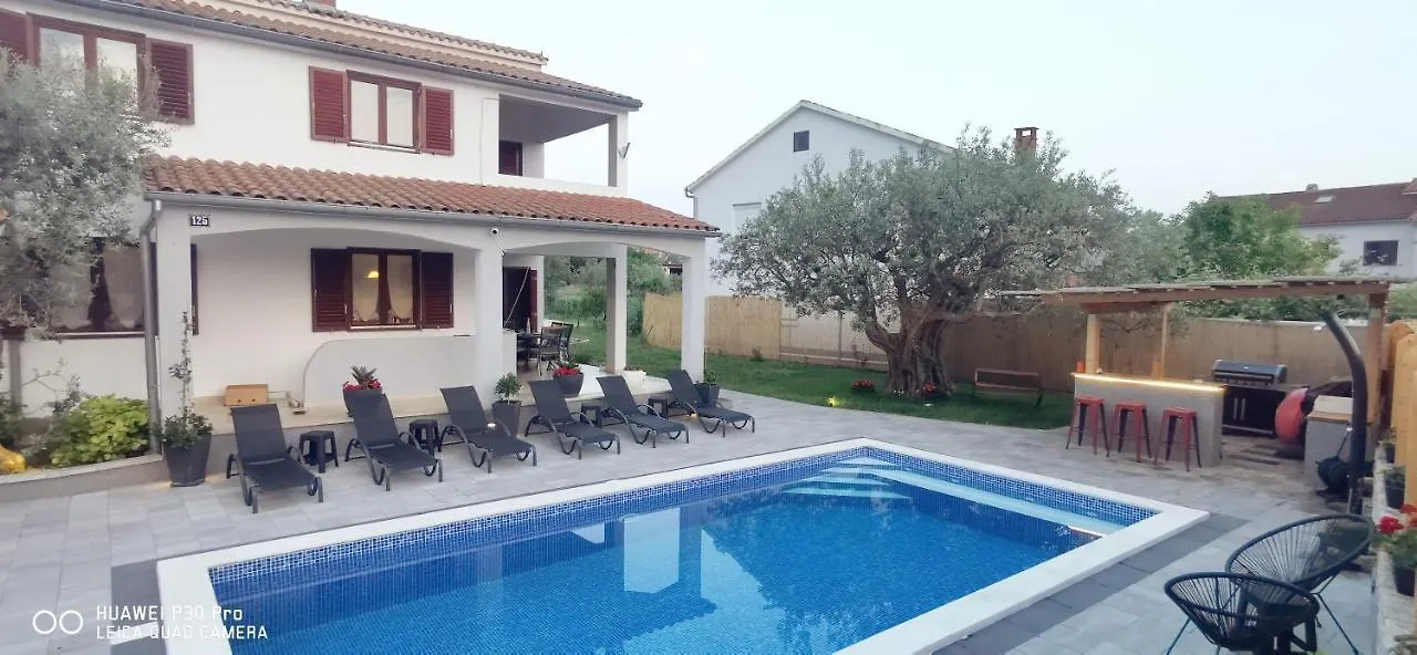 Apartment Brioni Sea,Garden,Poll View 2 Plus 2 80M2 Tiki Bar Peroj Hırvatistan
